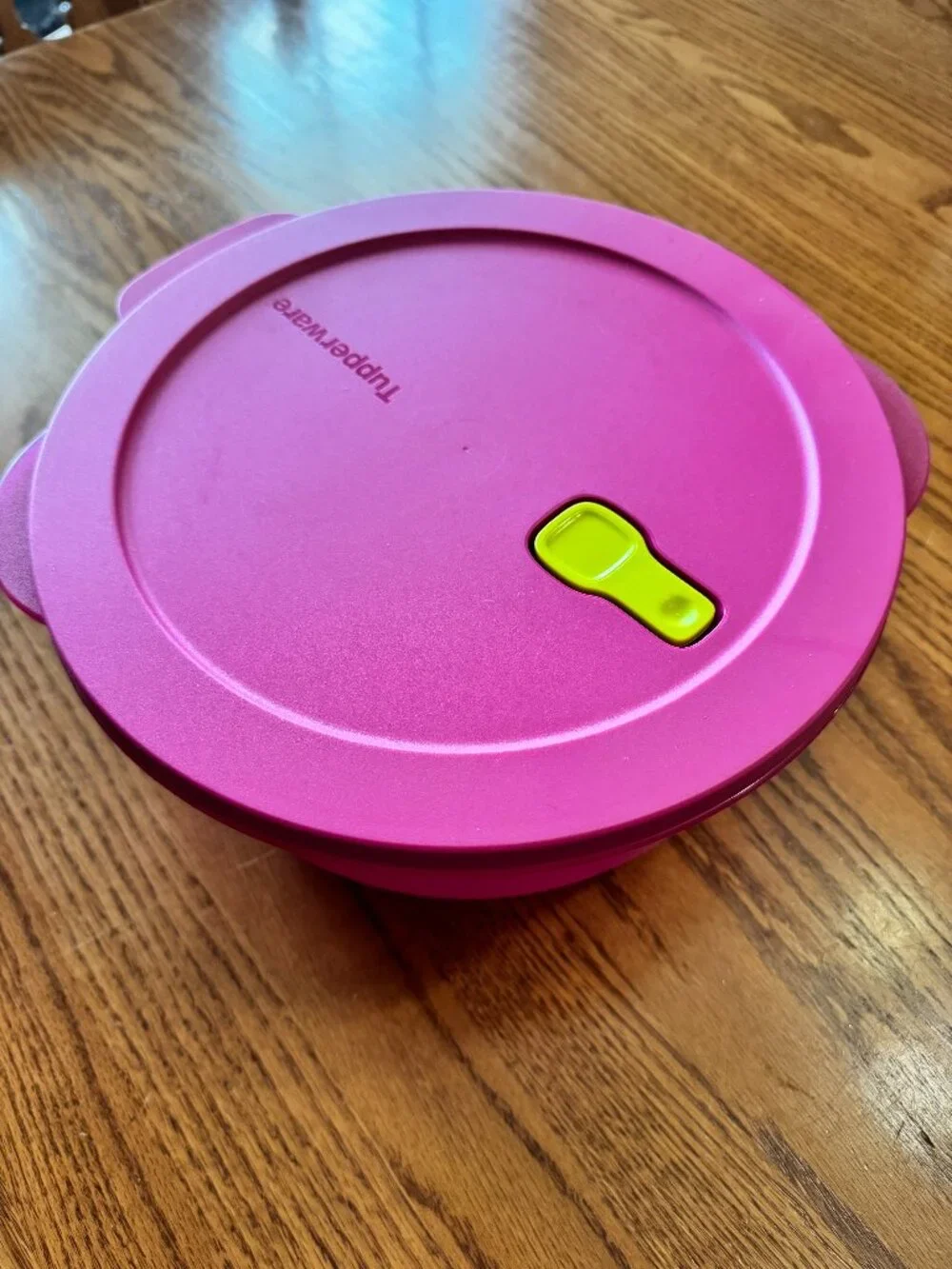 Tupperware Crystalwave Microwaveable Container